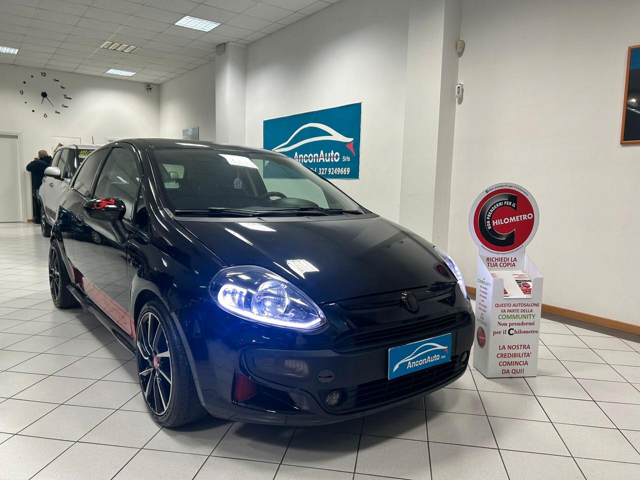 FIAT PUNTO 1.2B X NEOPATENTATI 2013