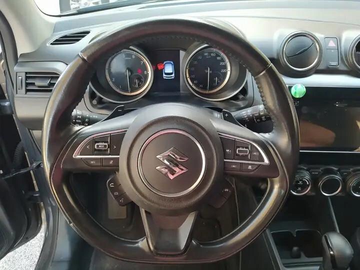 Suzuki Swift 1.2 Hybrid Top