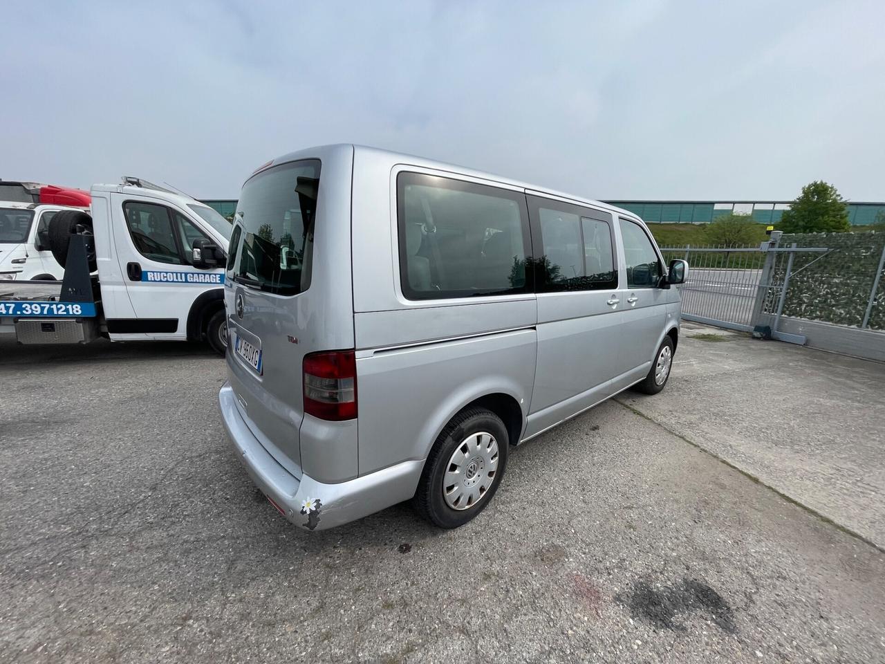 Volkswagen Transporter 2.5 TDI/130CV PC-TM Kombi
