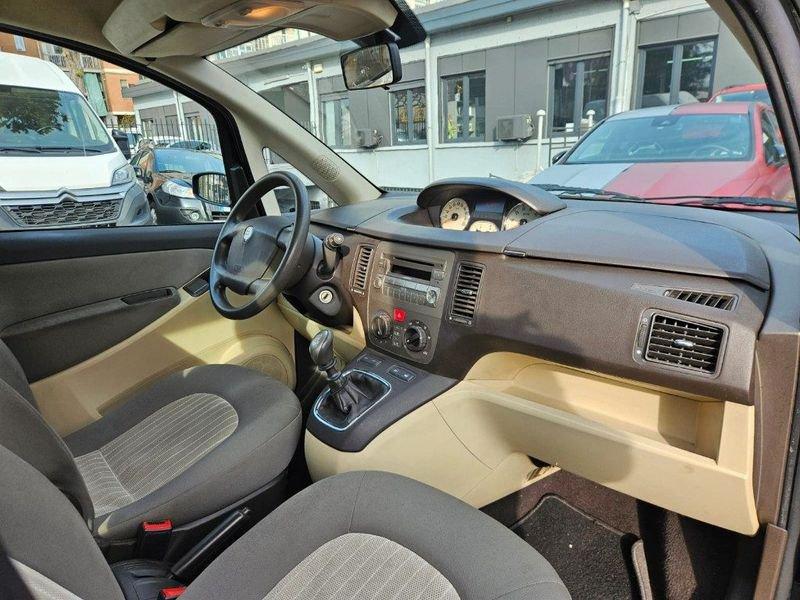Lancia Musa 1.4 Argento