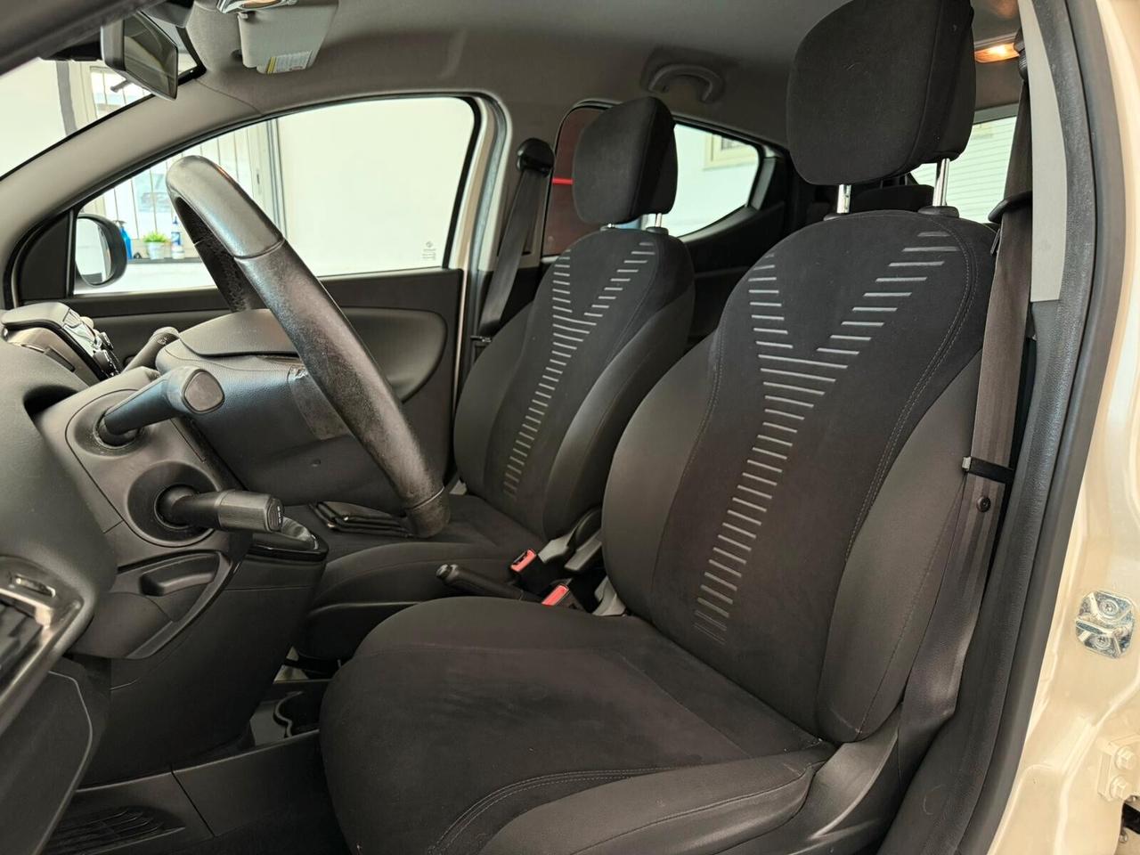 Lancia Ypsilon 1.2 69 CV Gold