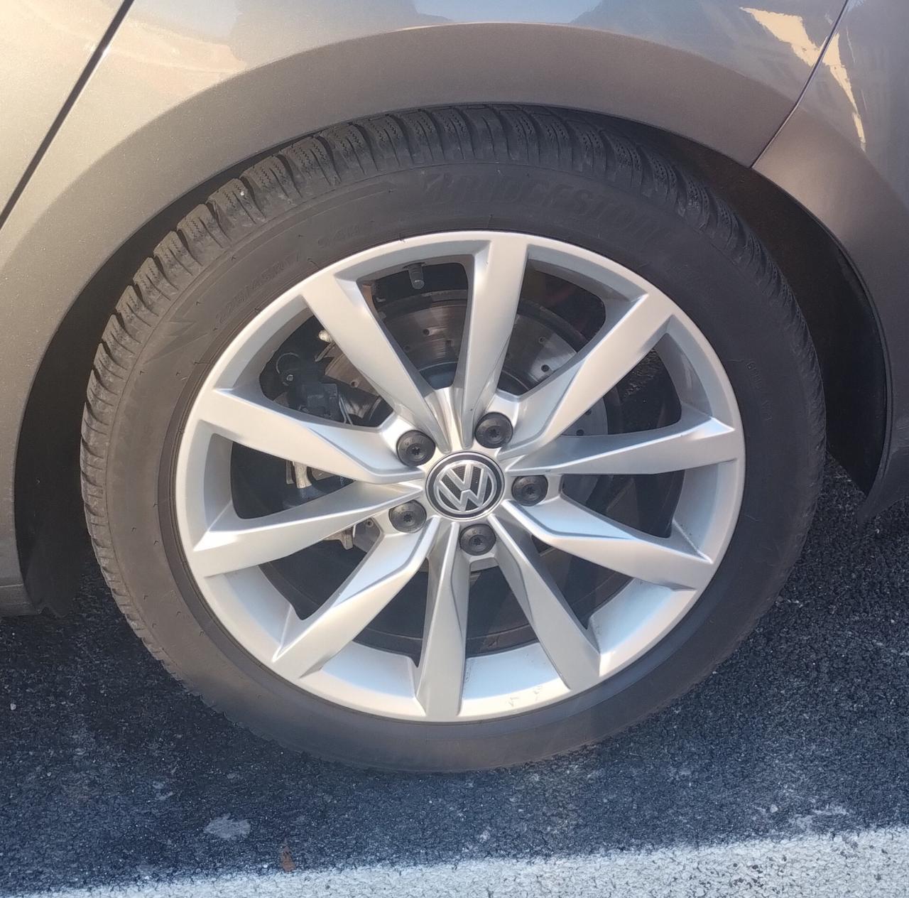 Volkswagen Golf 2.0 TDI 5p. Highline BlueMotion Technology