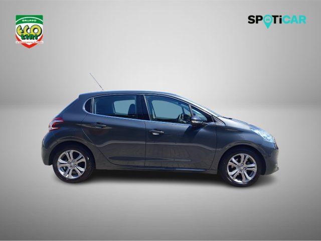 PEUGEOT 208 1° serie PureTech 82 5 porte Allure