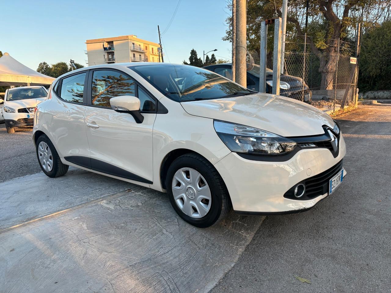 Renault Clio 1.2 75CV GPL 5 porte Costume National