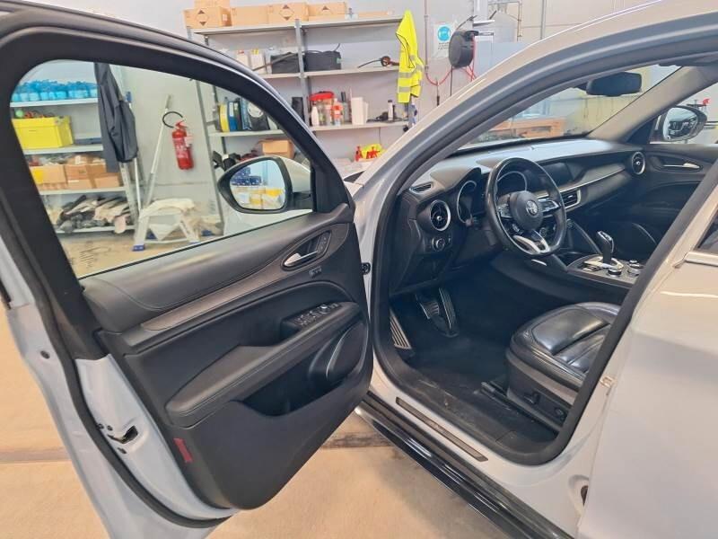 Alfa Romeo Stelvio 2.2 TD 210 CV AT8 Q4 Ti PREZZO REALE