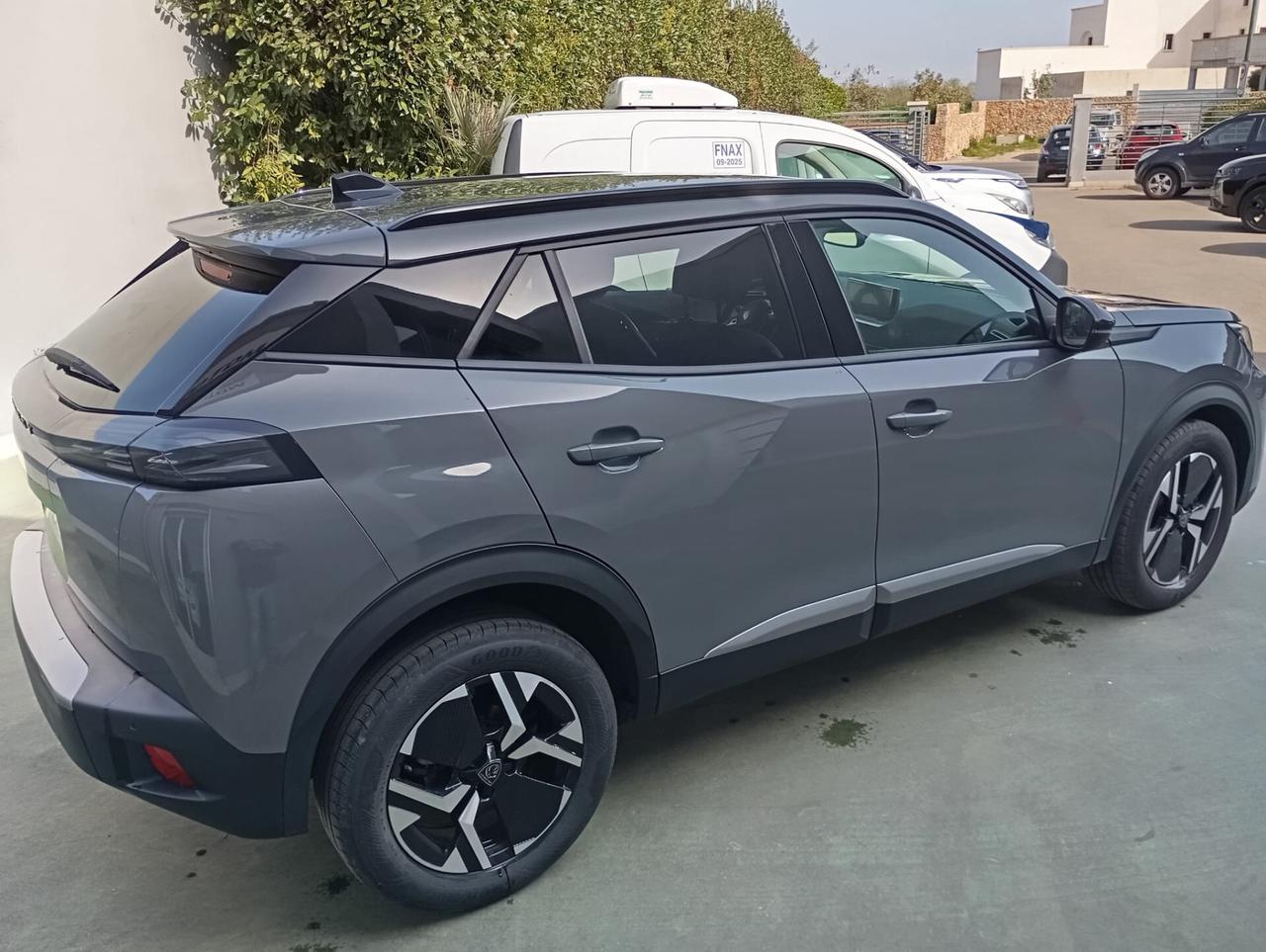 Peugeot 2008 PureTech 100 S&S Allure