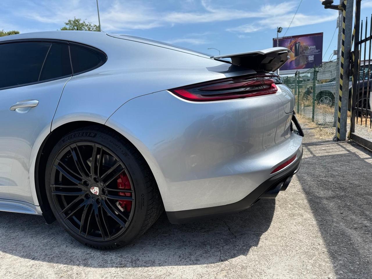 Porsche Panamera 4.0 Turbo