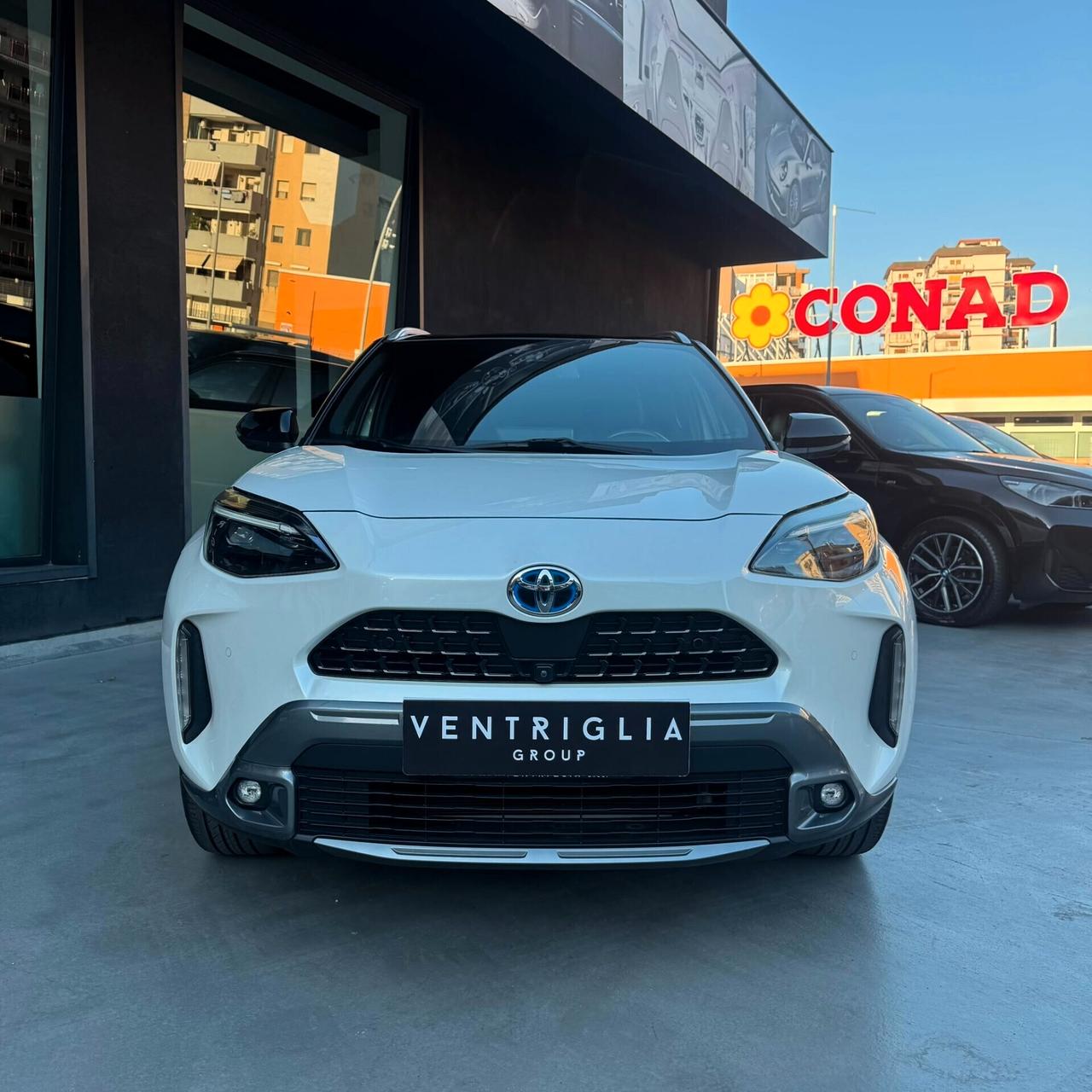 Toyota Yaris Cross 1.5 Hybrid E-CVT AWD Premiere
