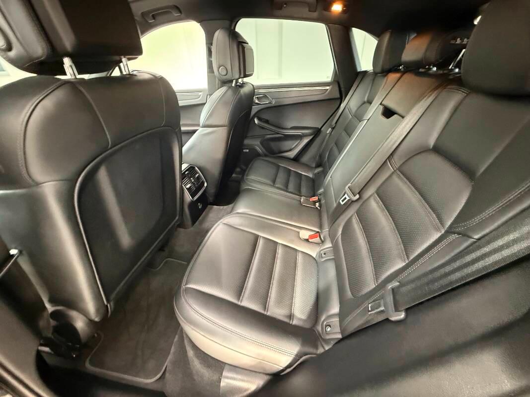 Porsche Macan Porsche Macan 2.0 245cv pdk