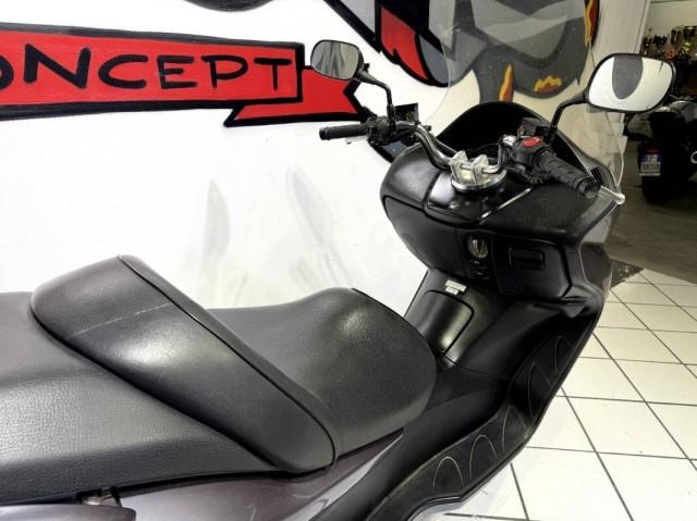 Honda Forza 250 X