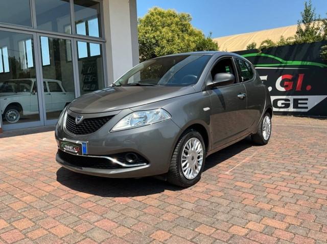 Lancia Ypsilon 1.2 Silver ecochic Gpl 69cv