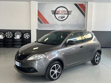 Lancia Ypsilon 1.2 69 CV 5 porte Elefantino Blu 5 posti