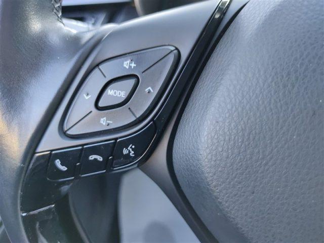 TOYOTA C-HR 1.8Hybr. E-CVT CLIMA,NAVI,TELECAMERA ..