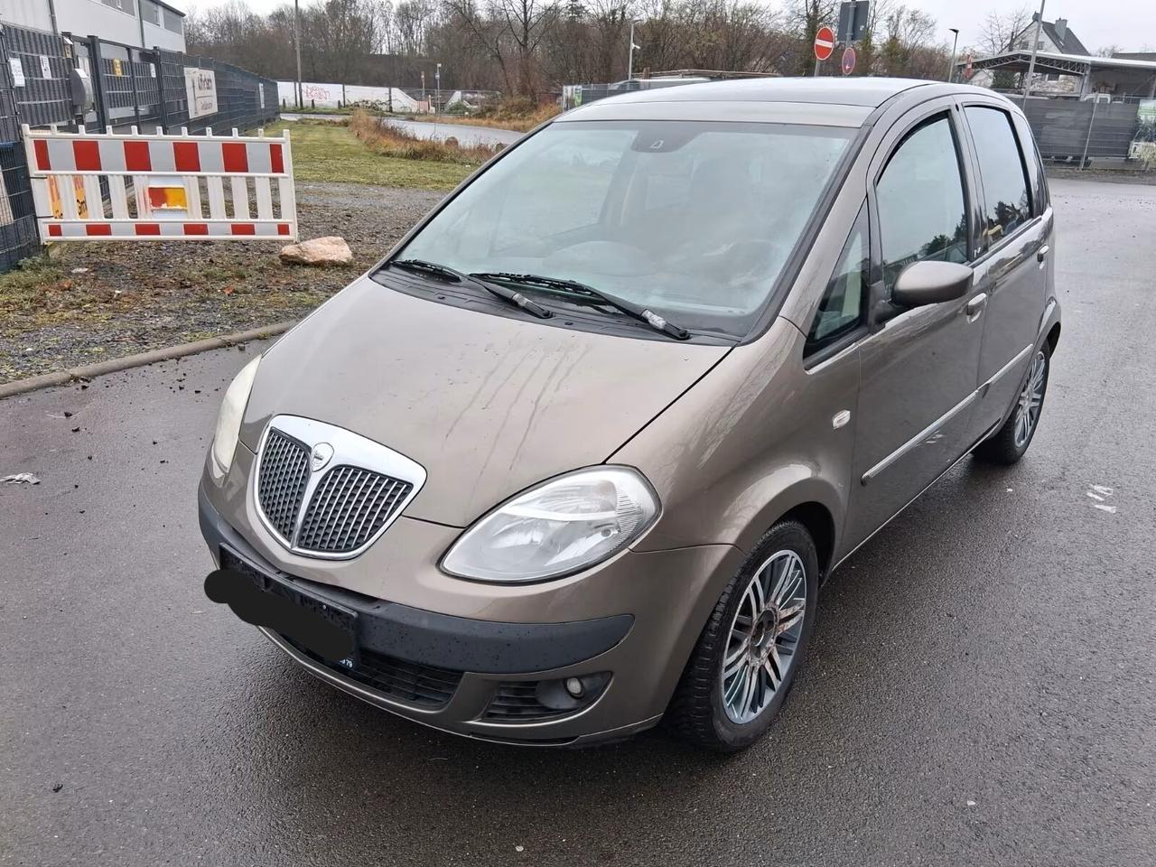 Lancia MUSA 1.3 Multijet 16V Oro ok neo patentati, unico proprietario