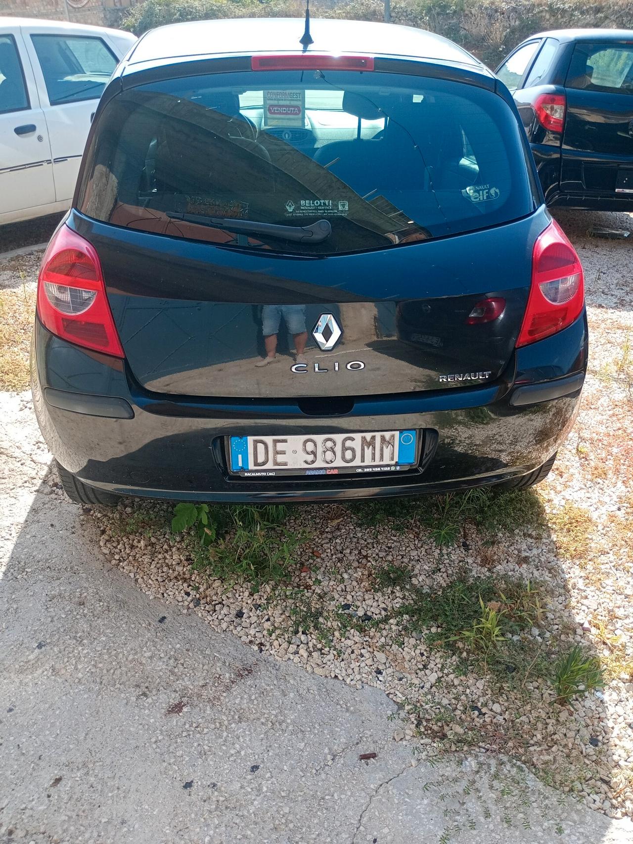 Renault Clio Storia 1.2 16V 5 porte Dynamique