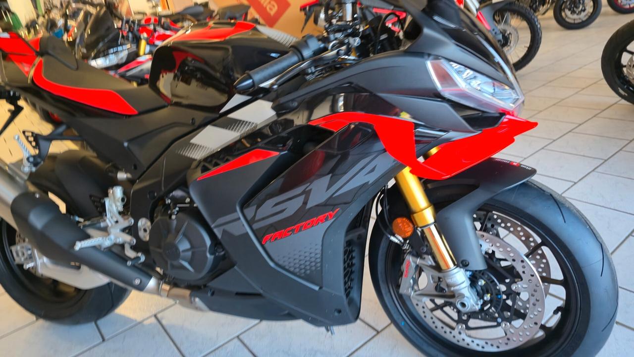 Aprilia RSV4 Factory 2025