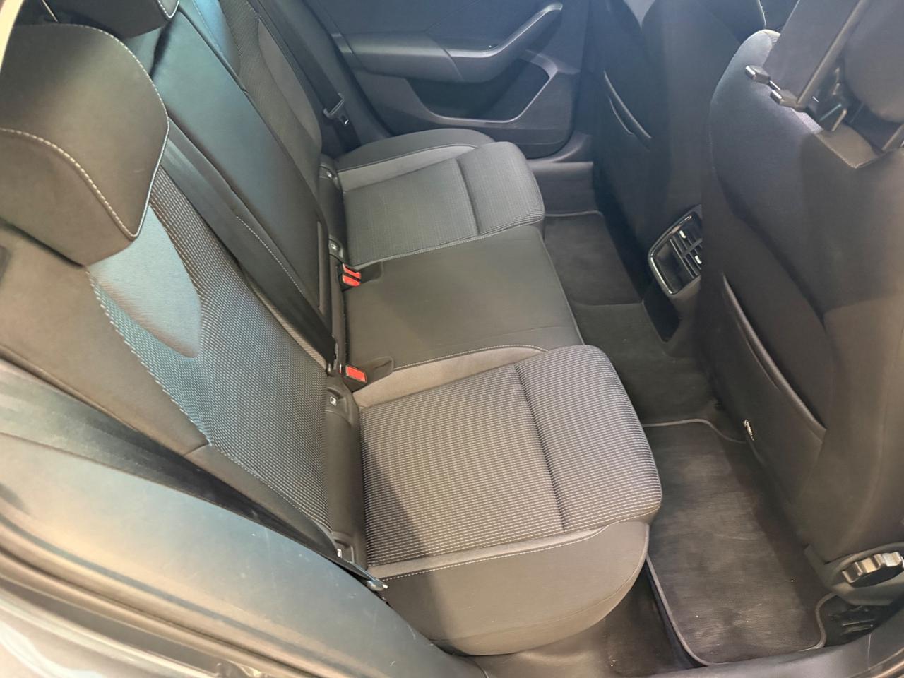 Skoda Octavia 2.0 TDI EVO SCR 150 CV DSG 4x4 Fari Matrix