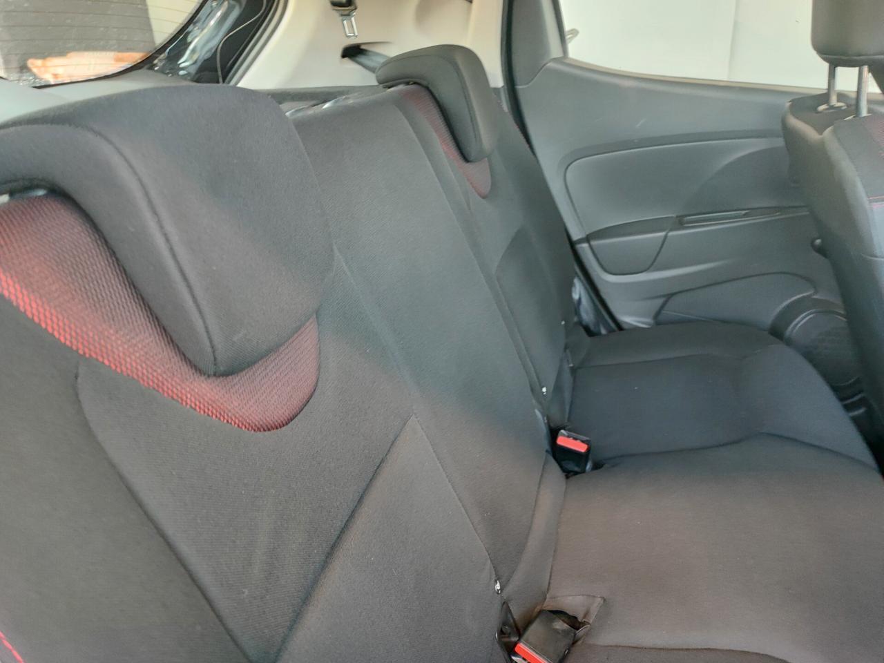 Renault Clio 1.5 dCi 8V 75CV 5 porte Wave