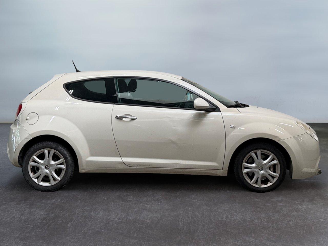 Alfa Romeo MiTo 1.4 tb Distinctive 155cv