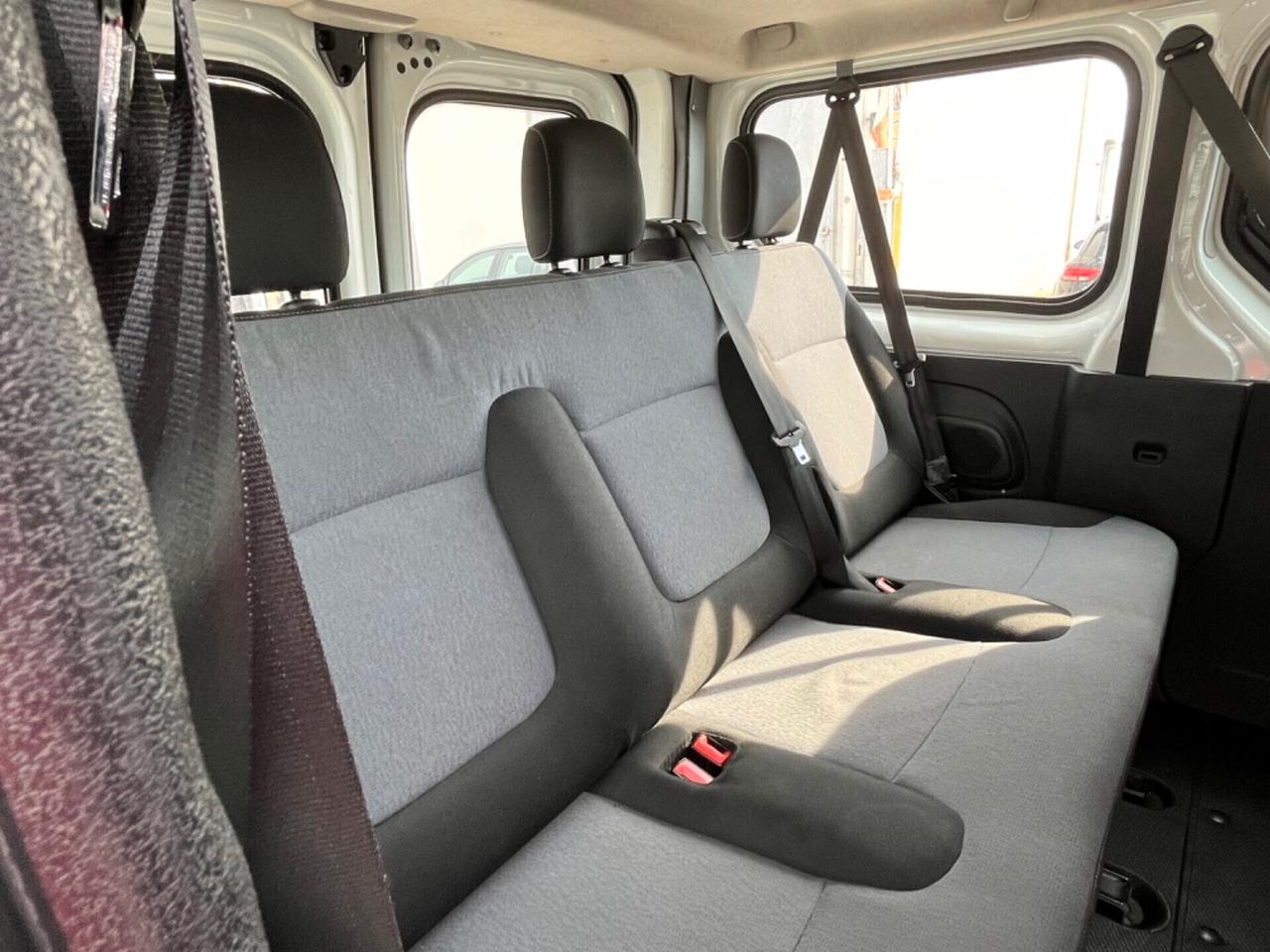 Opel Vivaro 27 1.6 BiTurbo S&S 9 POSTI PC-TN Combi