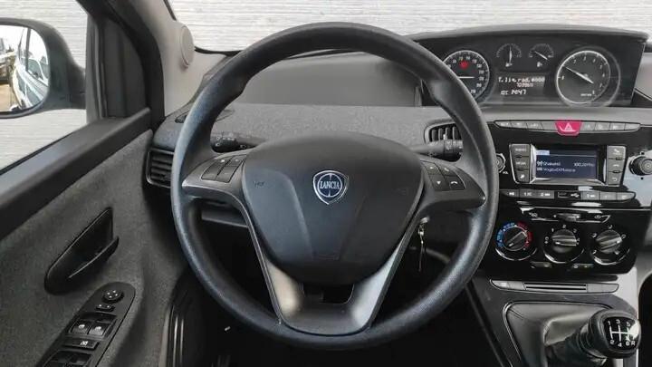 Lancia Ypsilon 1.0 FireFly 5 porte S&S Hybrid Silver Plus