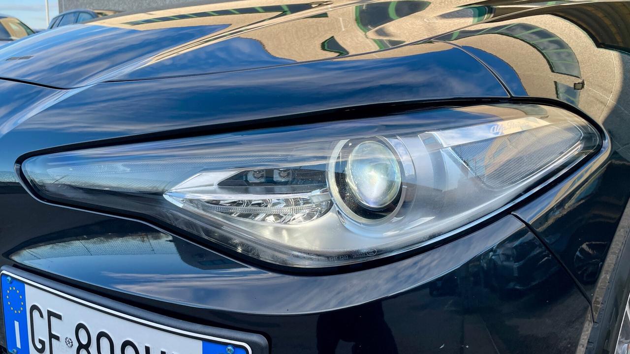 ALFA ROMEO GIULIA 2.2 SUPER AT8 190CV - FULL LED, PELLE, SEDILI RISCALDATI