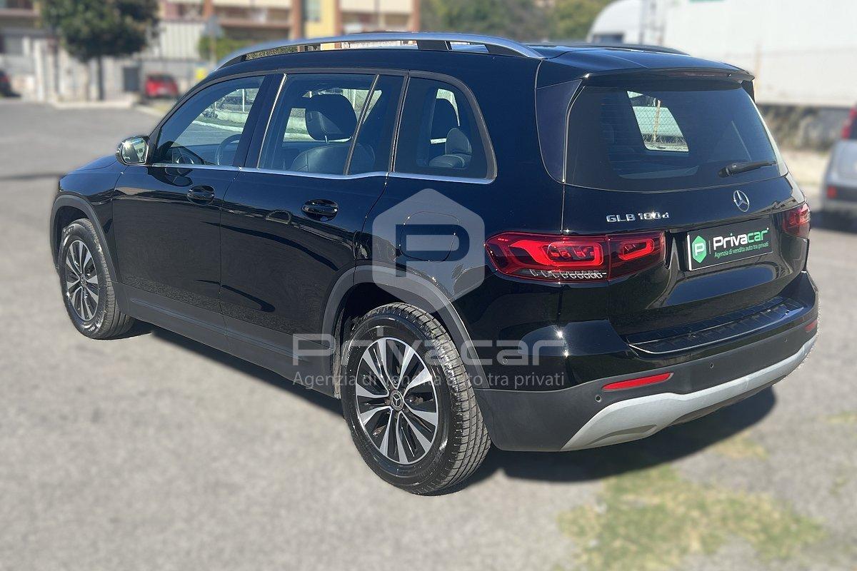 MERCEDES GLB 180 d Automatic Business Extra