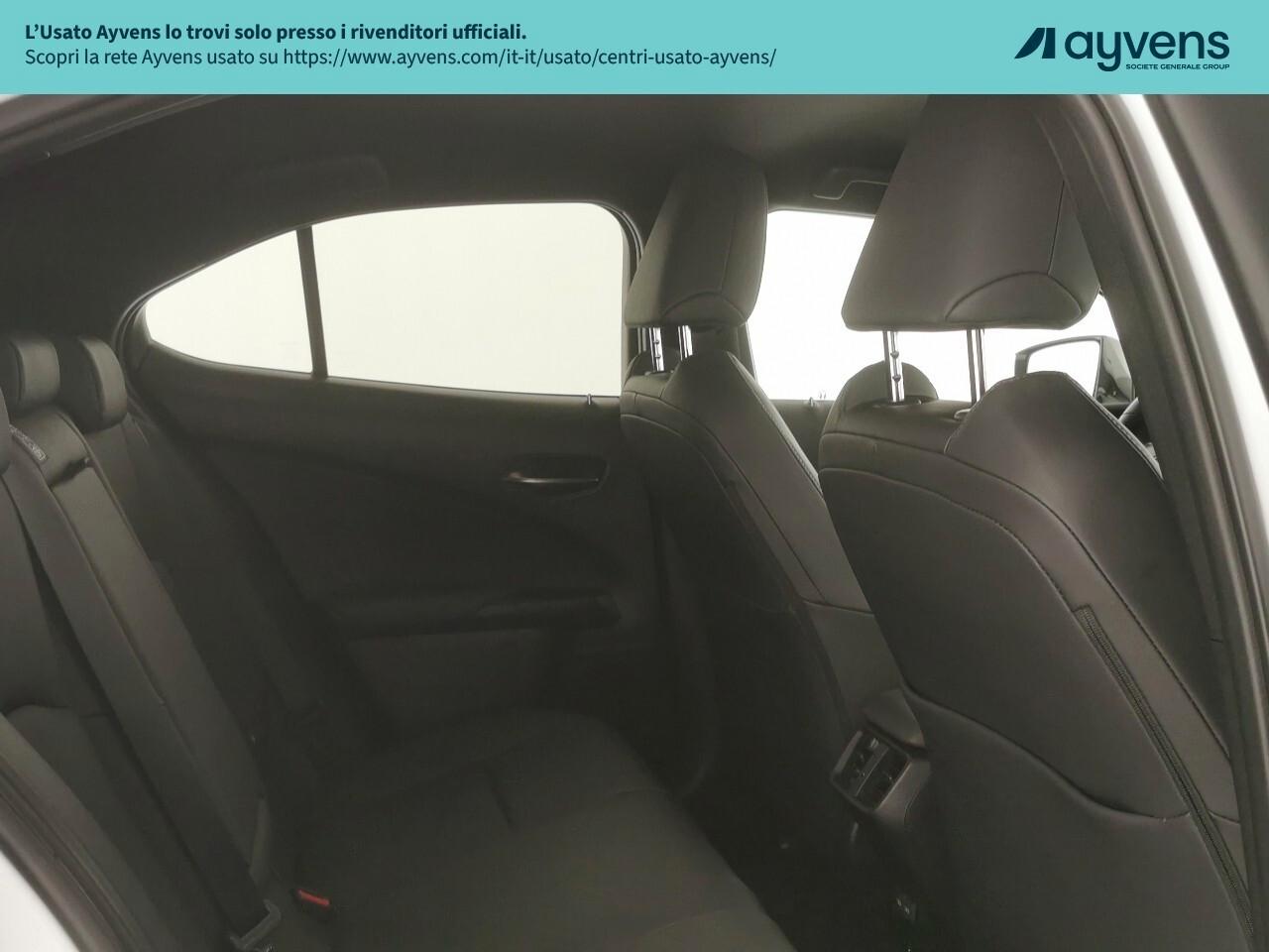 Lexus UX Hybrid Design 2WD