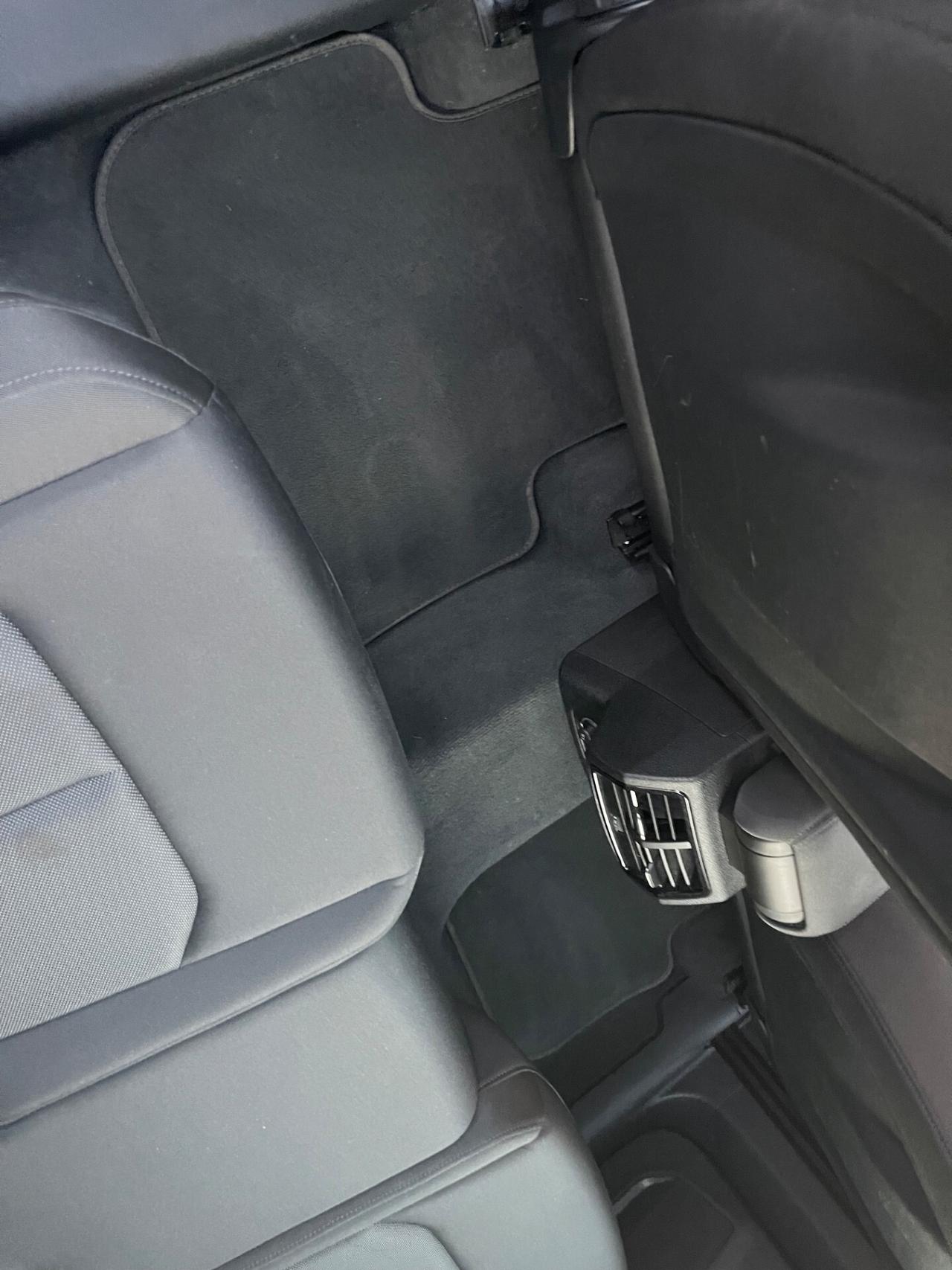 Audi Q3 35 TDI S tronic Business Advanced KM CERTIFICATI!!!