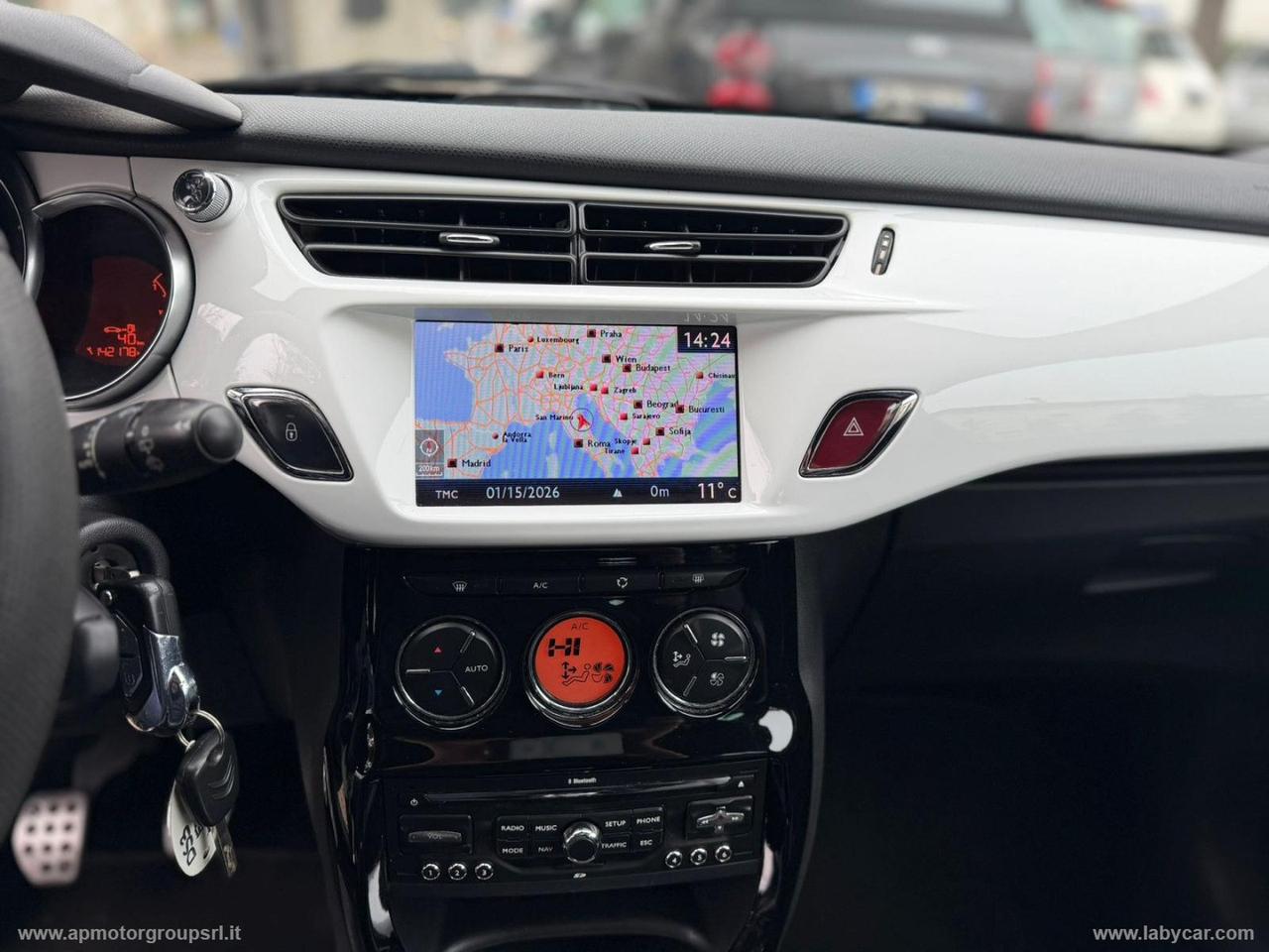 DS AUTOMOBILES DS 3 1.6 THP 155 Just Black