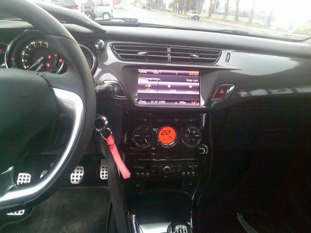 DS AUTOMOBILES DS 3 1.6 HDi 110 Sport Chic