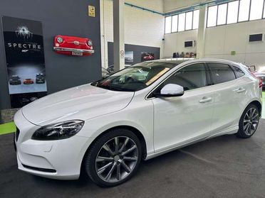 Volvo V40 2.0 d4 R-design 177cv geartronic