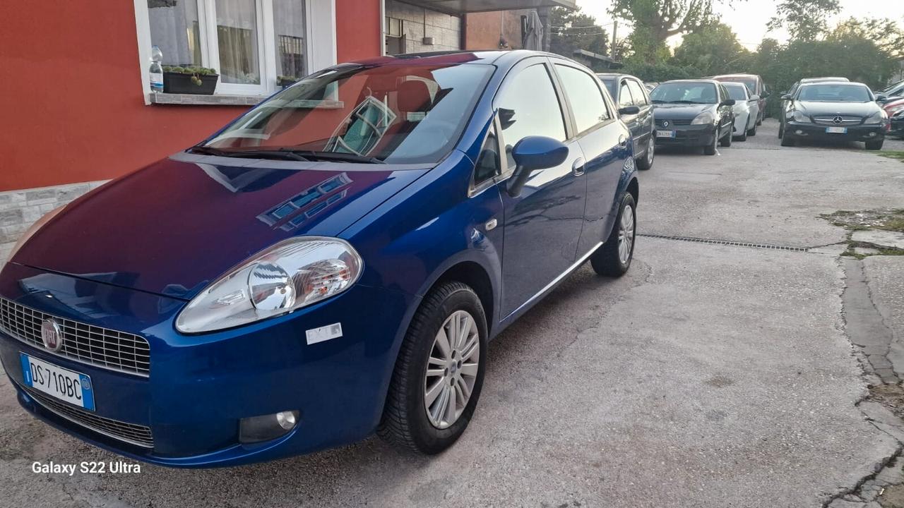 Fiat Grande Punto 1.4 5 porte Active Natural Power neop