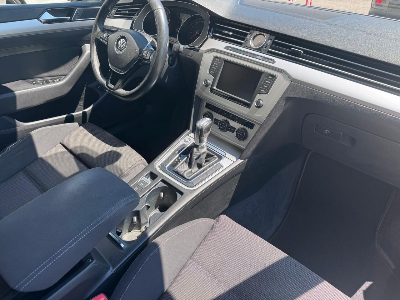 Volkswagen Passat 2.0 TDI 150 CV SCR DSG Business