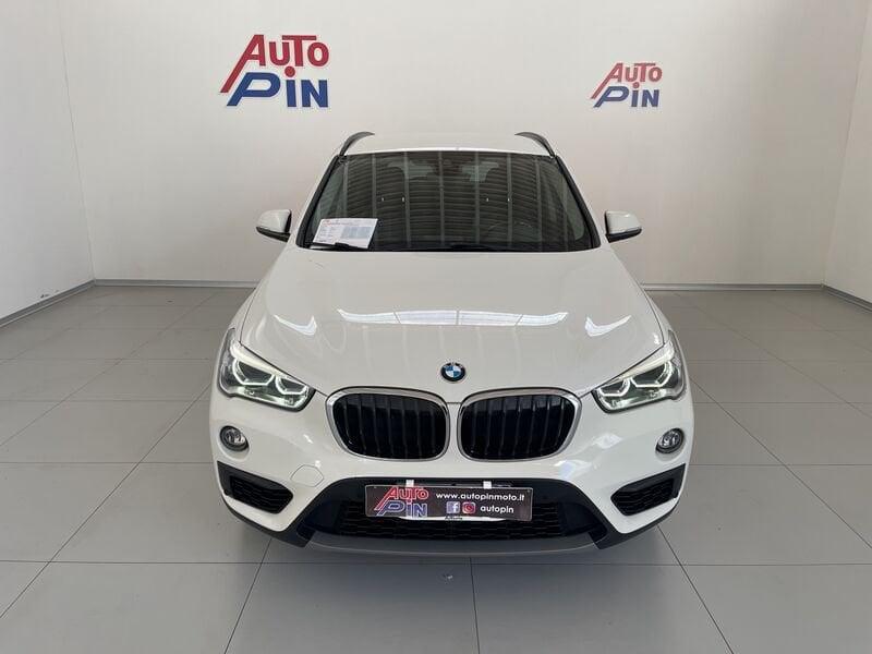 BMW X1 sDrive18d Business *Pelle*Navi*Led*