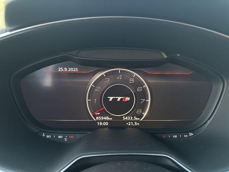 Audi TT TTS Coupé TFSI quattro S tronic