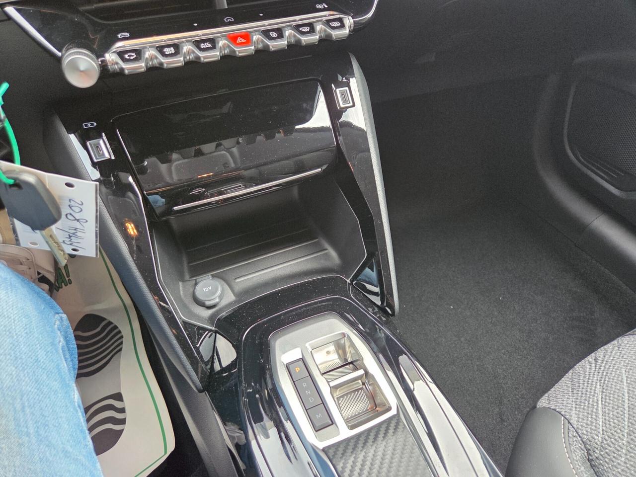 Peugeot 208 HYBRID ALLURE KM/0 NESSUN OBBLIGO FINANZIARIO!!