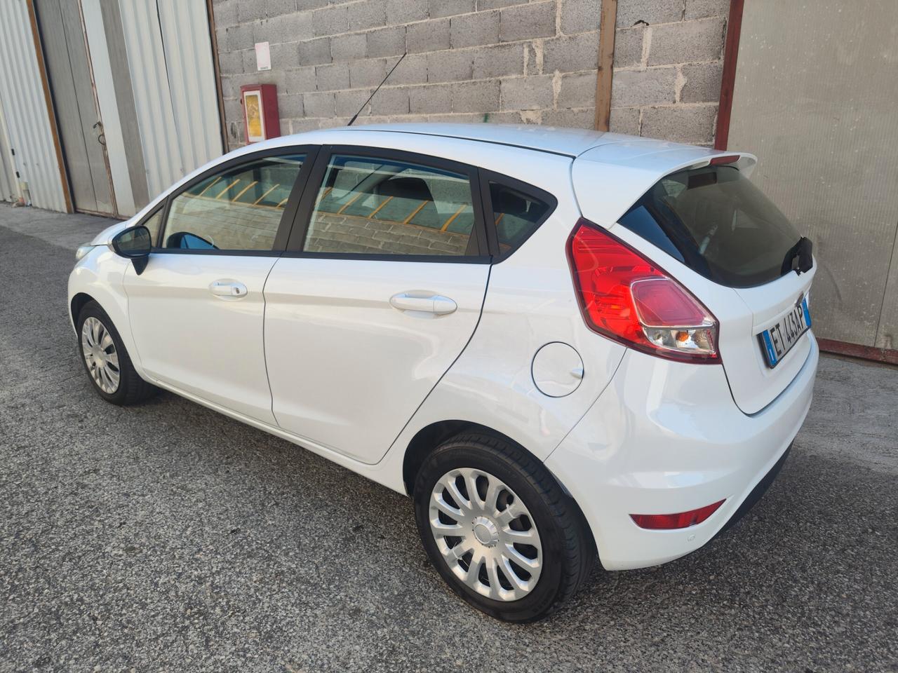 Ford Fiesta 1.4 5p. Bz.- GPL Titanium GPL APPENA RINNOVATO