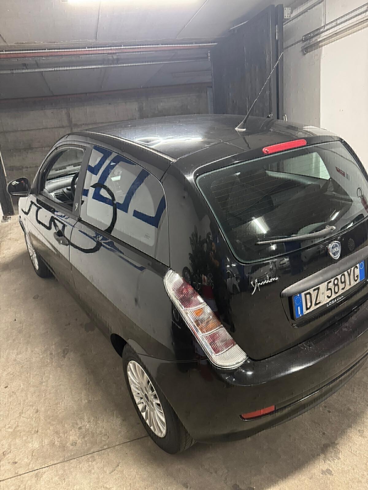 Lancia Ypsilon 1.2 2009 euro 4