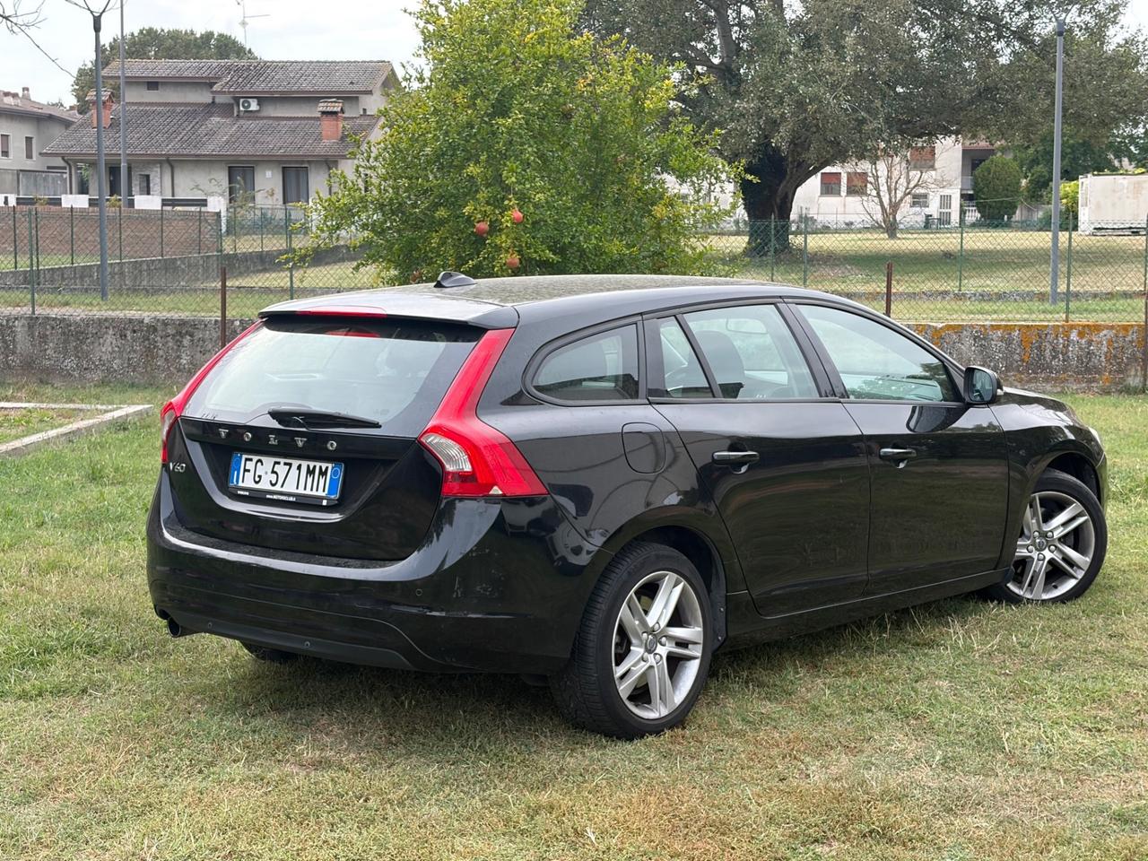 Volvo V60 D3 automatico euro6