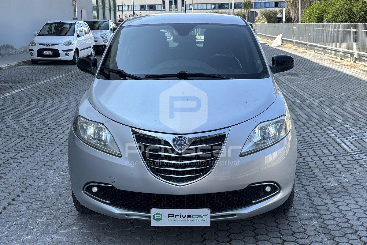 LANCIA Ypsilon 1.2 69 CV 5 porte GPL Ecochic Silver