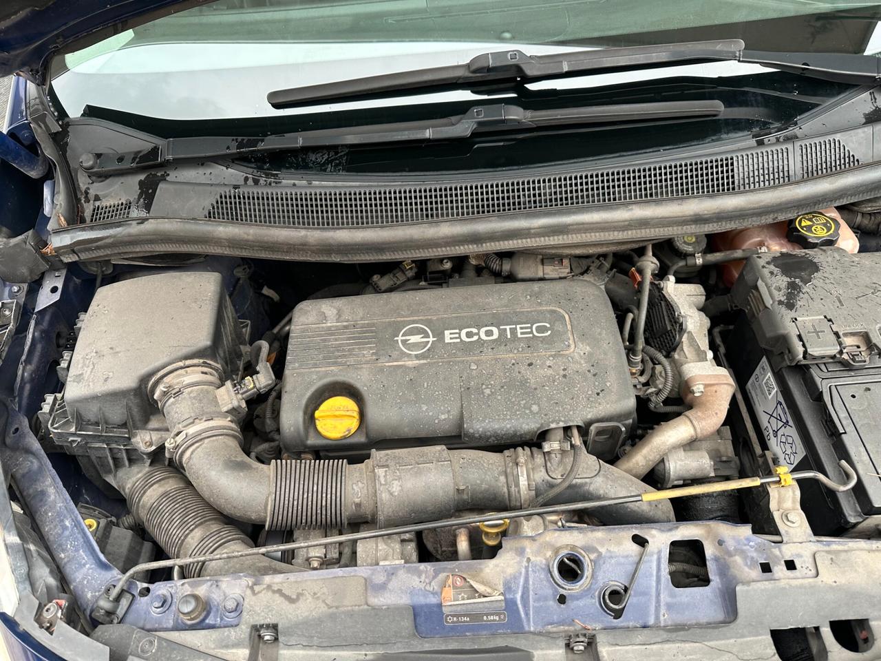 Opel Meriva 1.7 CDTI 110CV (12 RATE)