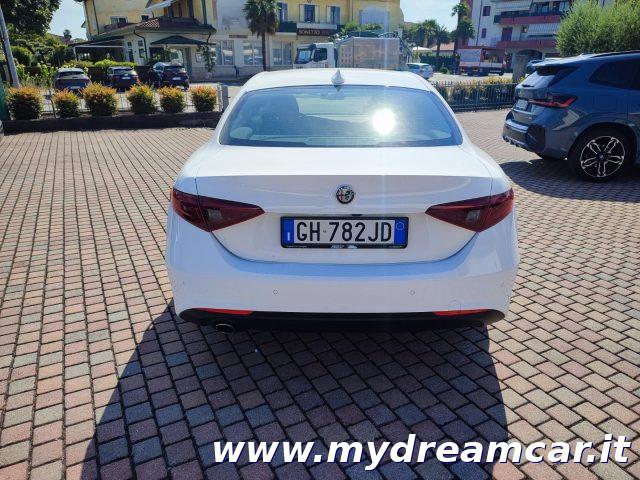 ALFA ROMEO Giulia 2.2 Turbodiesel 160 CV AT8 ROSSO EDITION