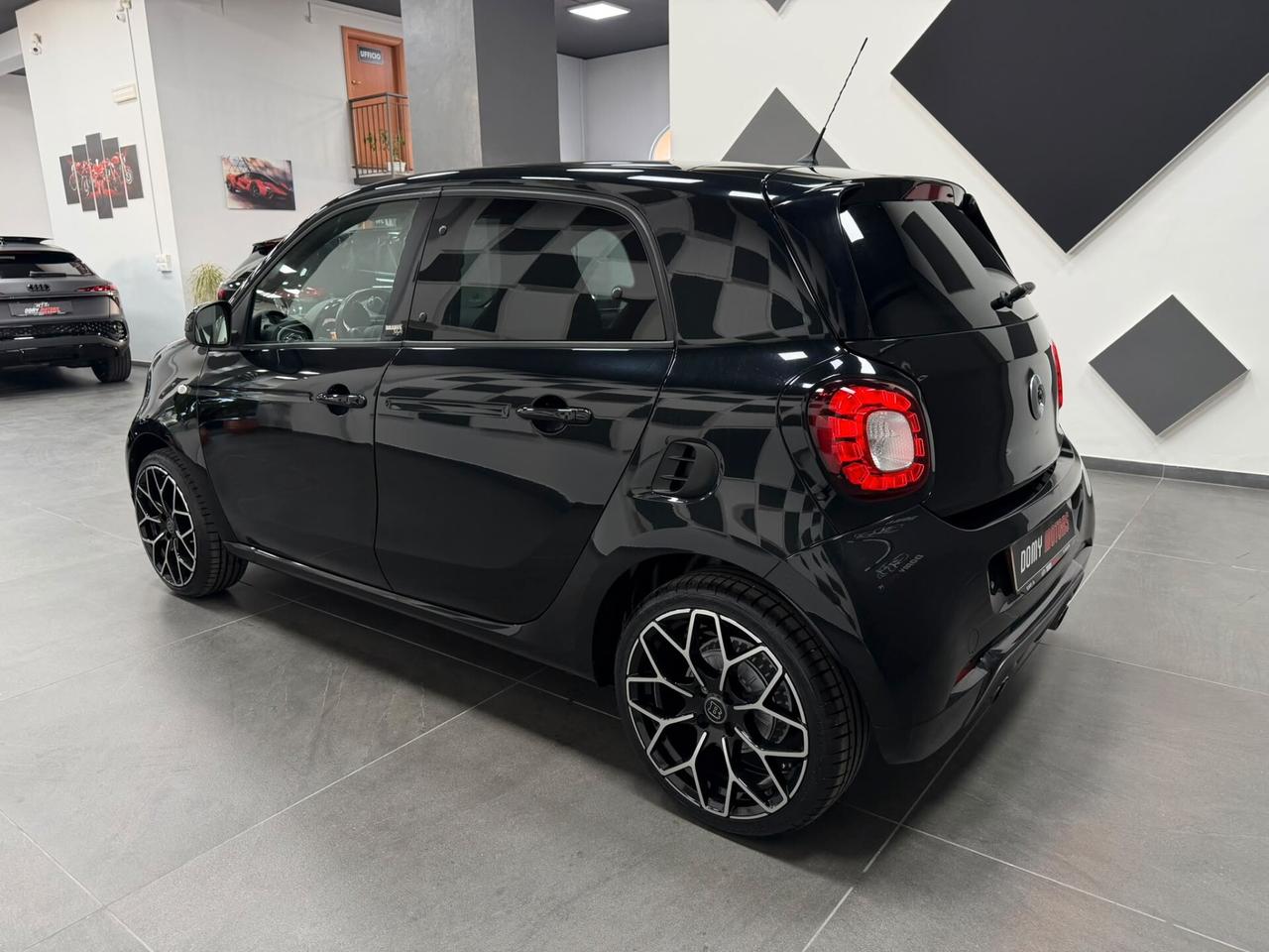 Smart ForFour 117 Cavalli 0.9 Turbo twinamic Brabus Style