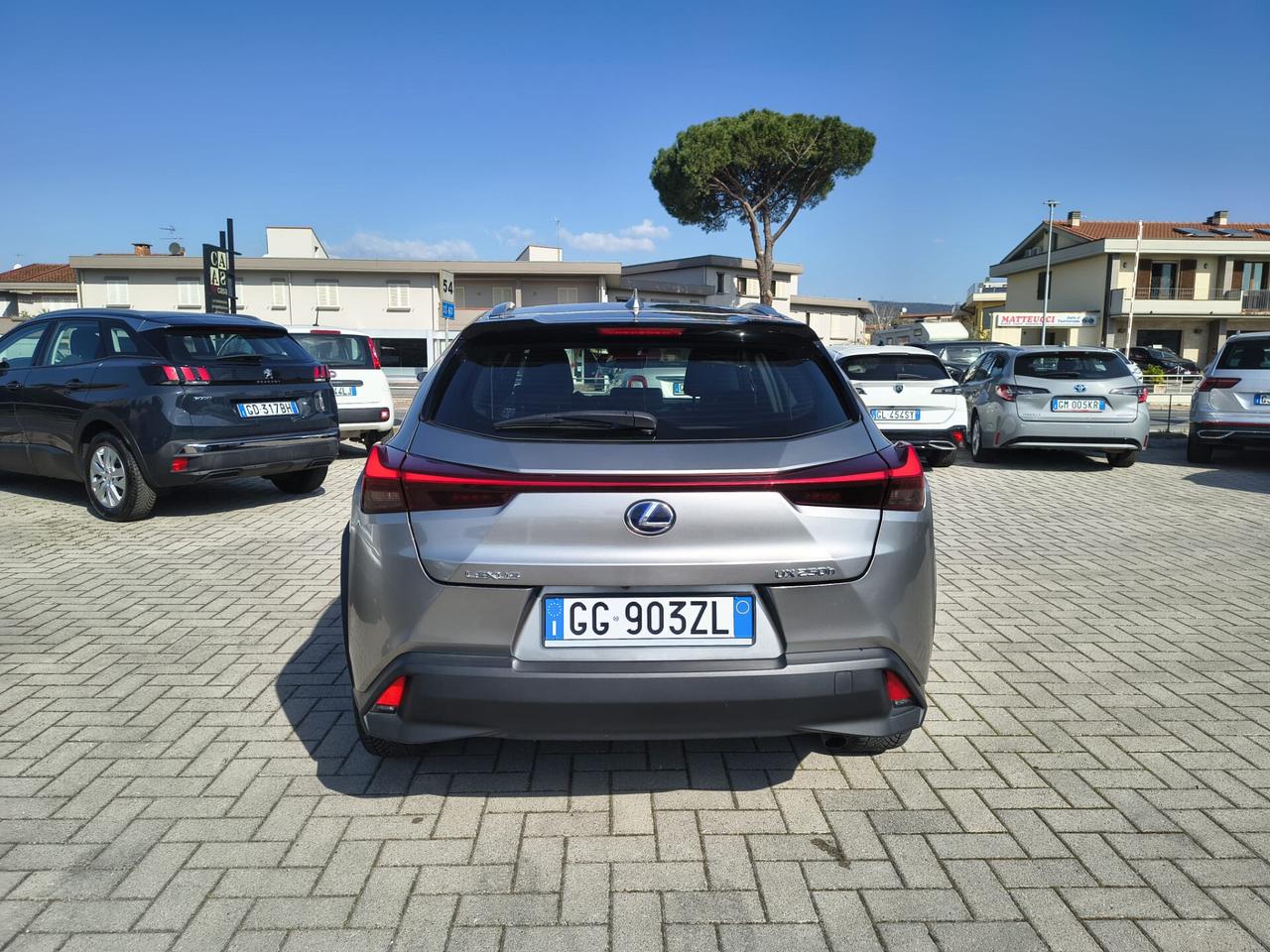Lexus UX 250 Hybrid - 29.000 KM- *PREZZO REALE*
