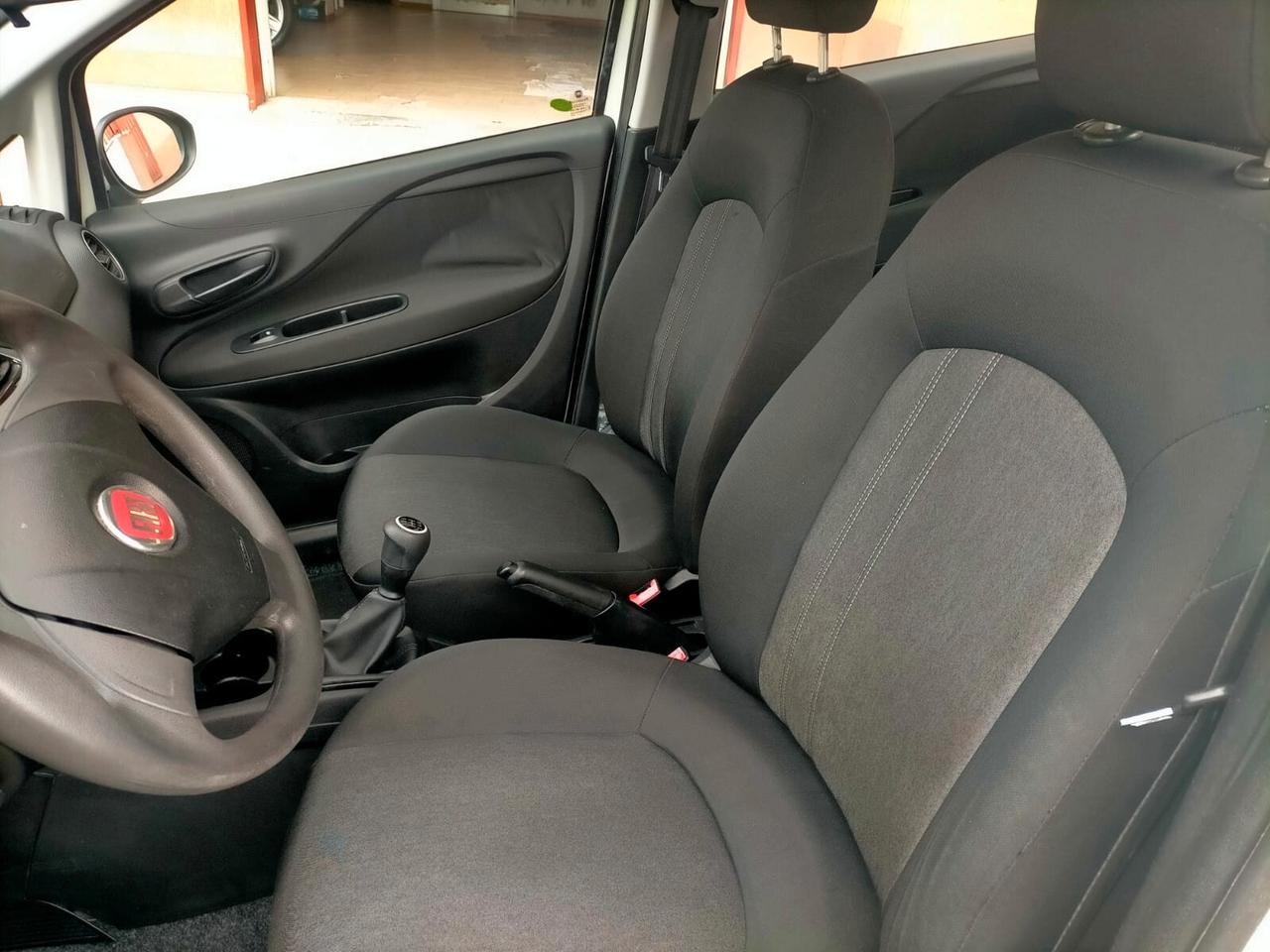 Fiat Punto 1.3 MJT II S&S 95 CV 5 porte Lounge