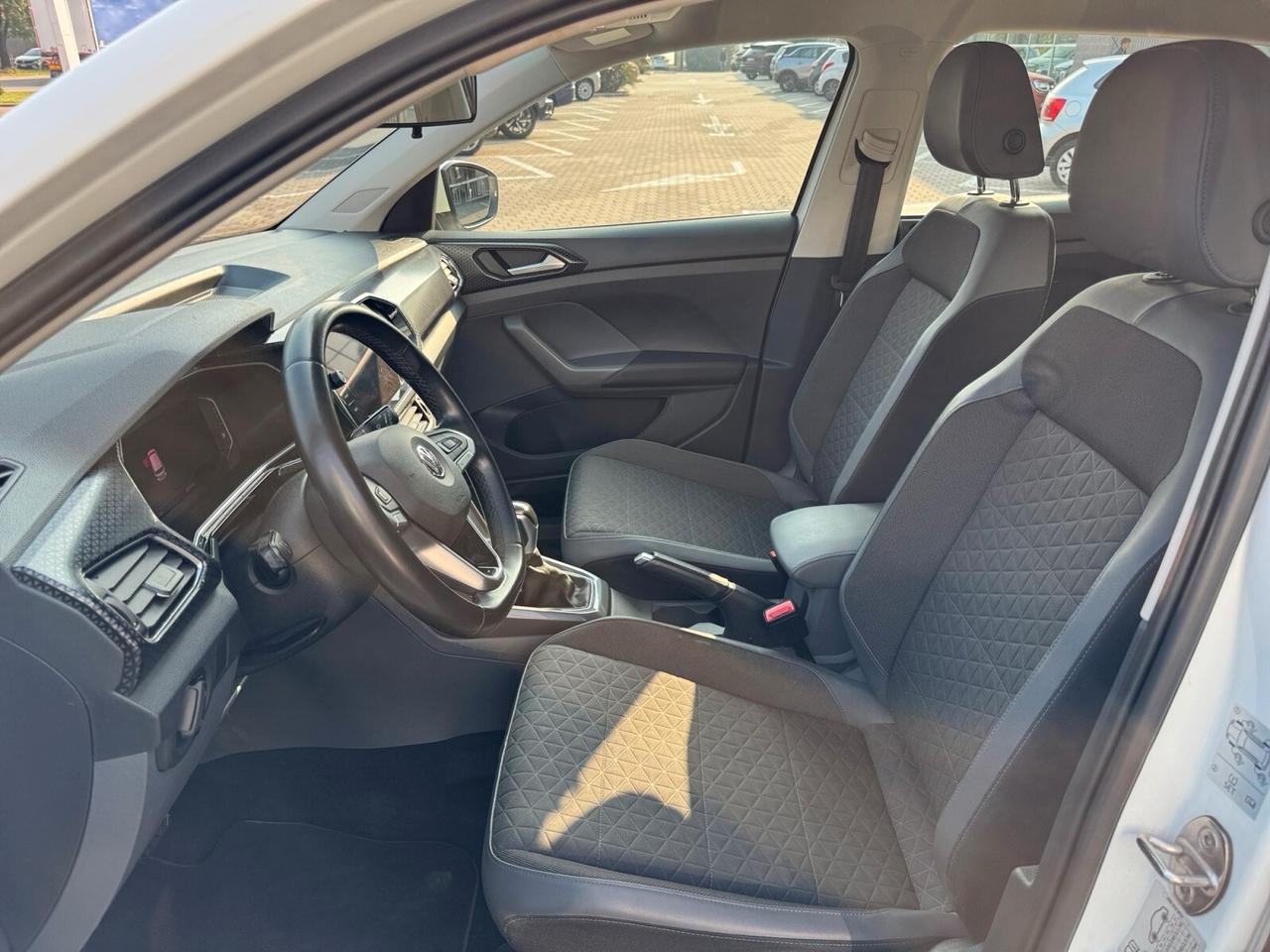 Volkswagen T-Cross 1.6 TDI DSG