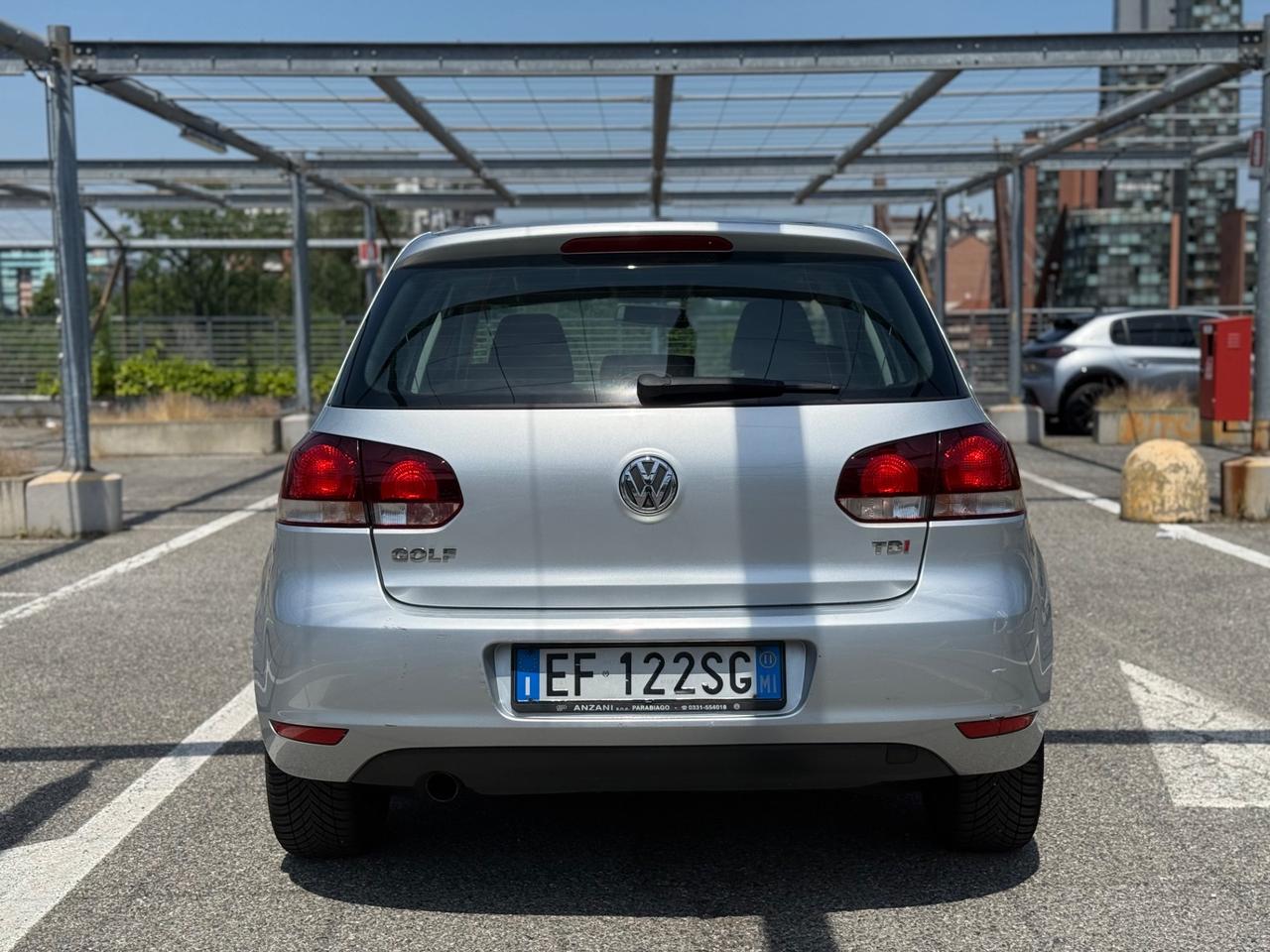 Volkswagen Golf 1.6 TDI DPF 5p. Highline