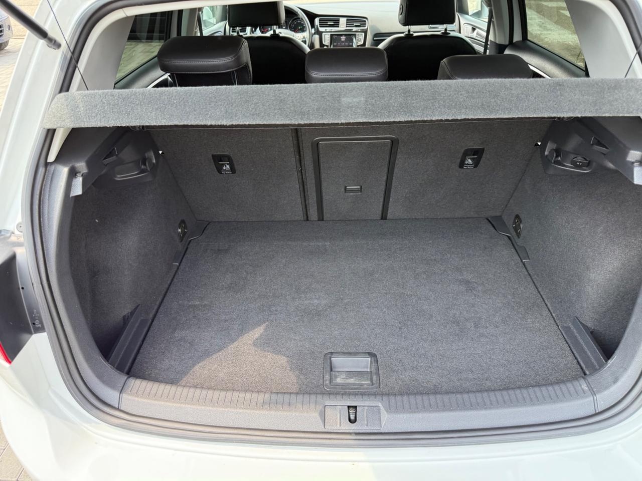 Volkswagen Golf 2.0 TDI DSG 5p. Highline EURO6
