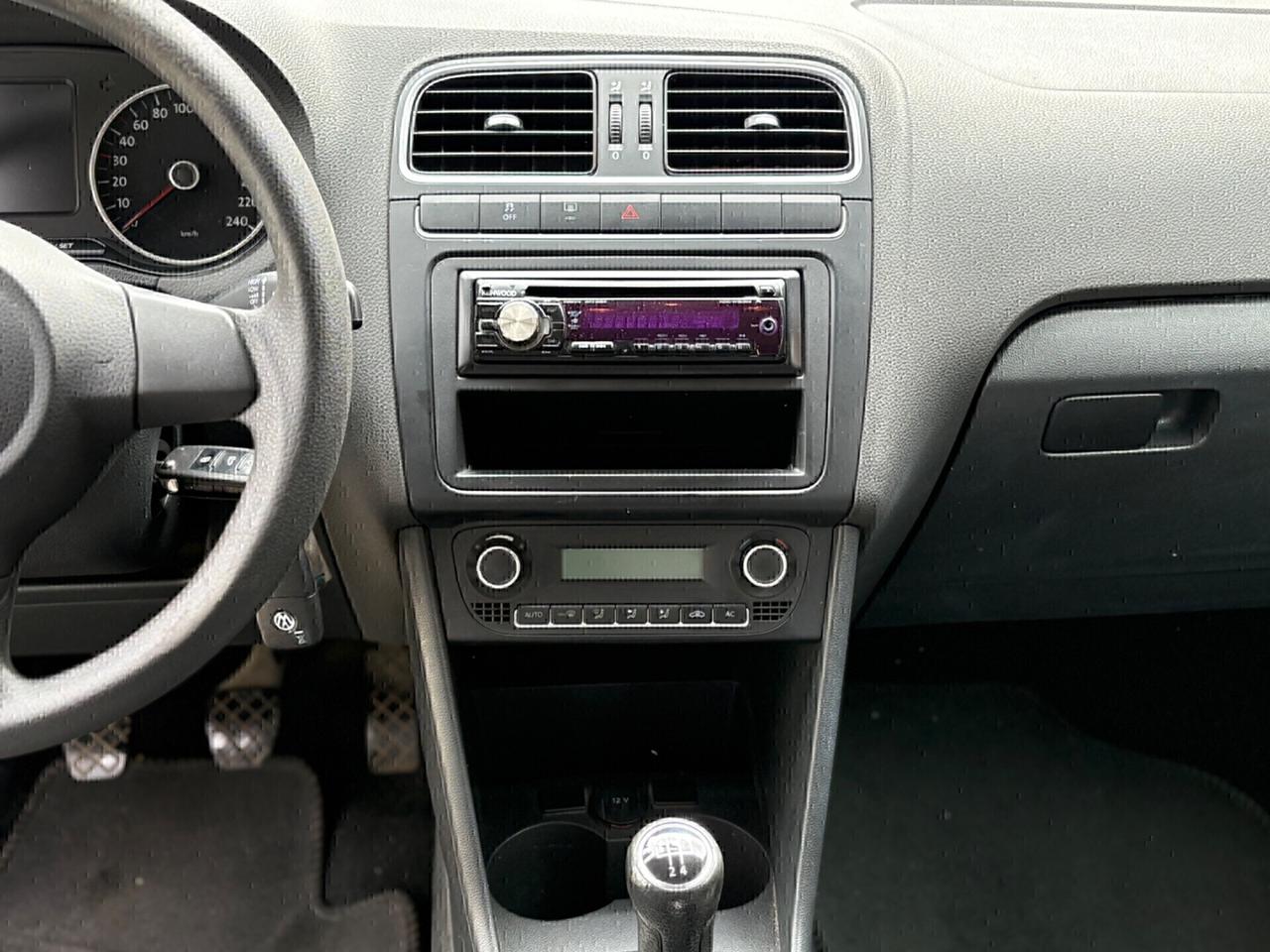 Volkswagen Polo 1.4 BENZINA 04/2010 NEOPATENTATI